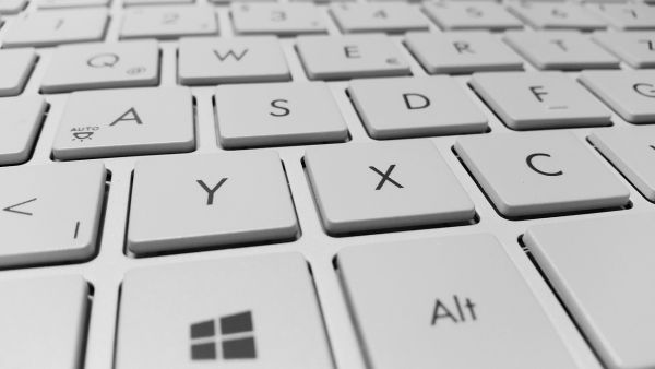 Clavier gamer blanc : performance et style réunis