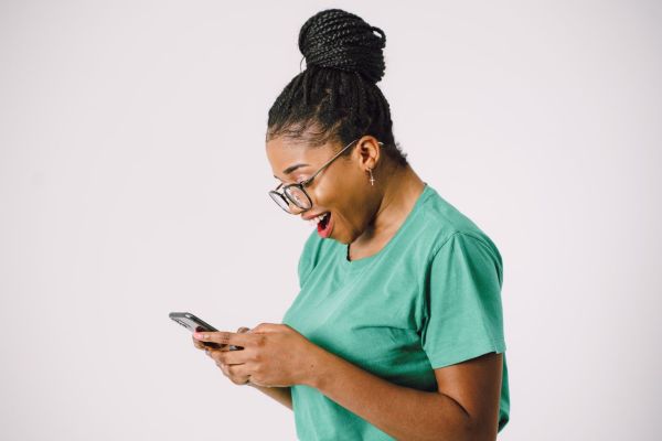 Découvrez les meilleurs forfaits mobile et économisez!