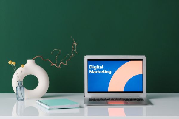 Top 5 bénéfices du marketing d'annonces en ligne